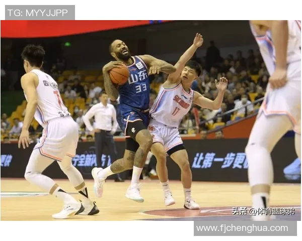 CBA新疆队与广州队激战正酣谁能在这场对决中笑到最后